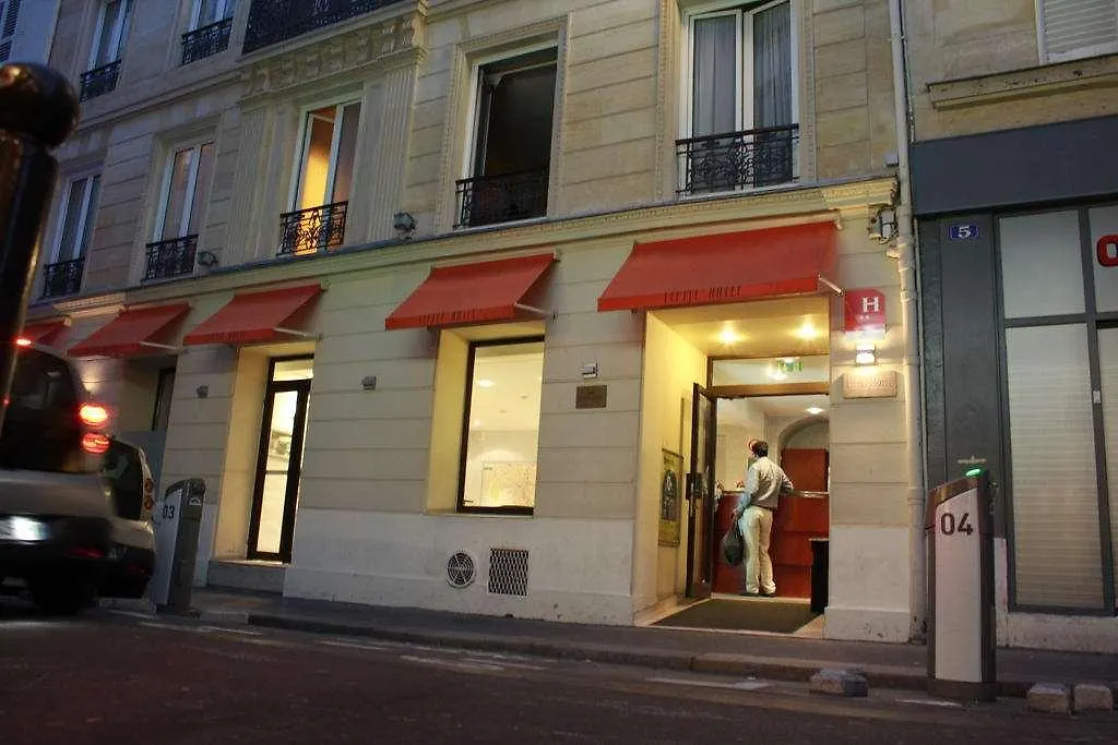 Little Hotel Paris 2*,  Frankrike