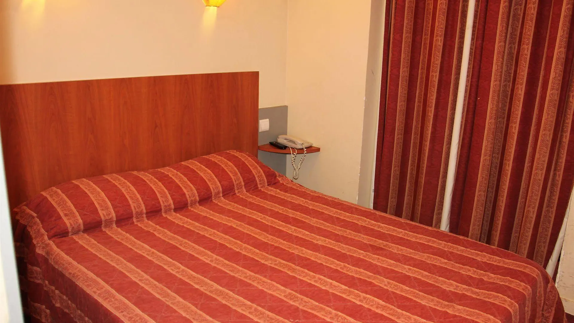 Little Hotel Paris